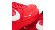 Nike Air Force 1 07 LV8 Utility Rojo